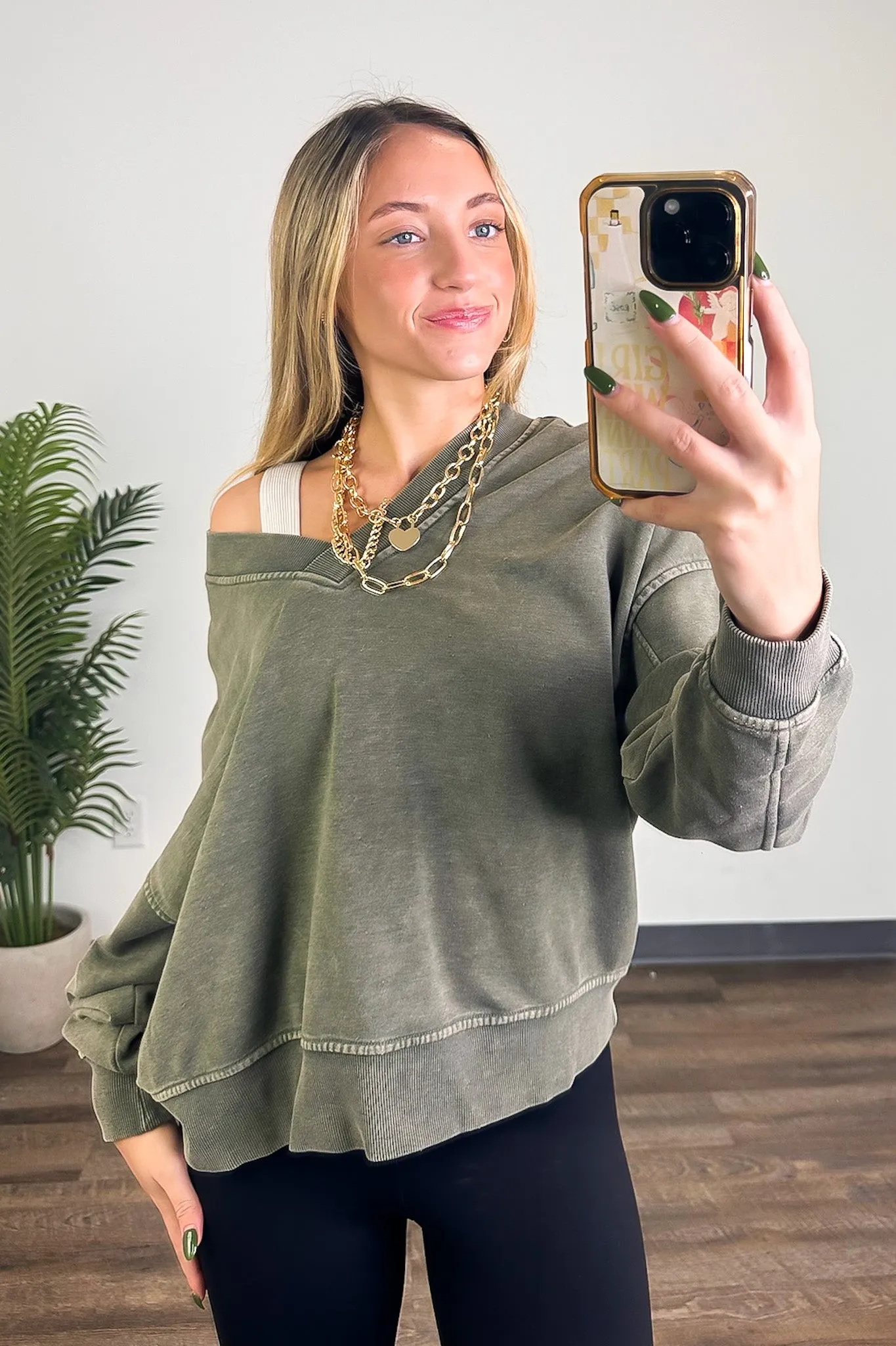 Keera Mineral Wash V-Neck Pullover