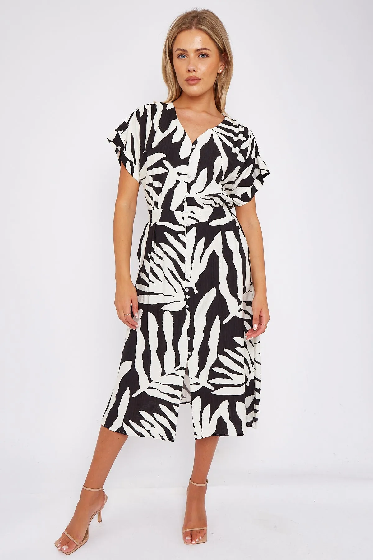 LOVE SUNSHINE Black Leaf Print Short Sleeve V Neck Midi Dress