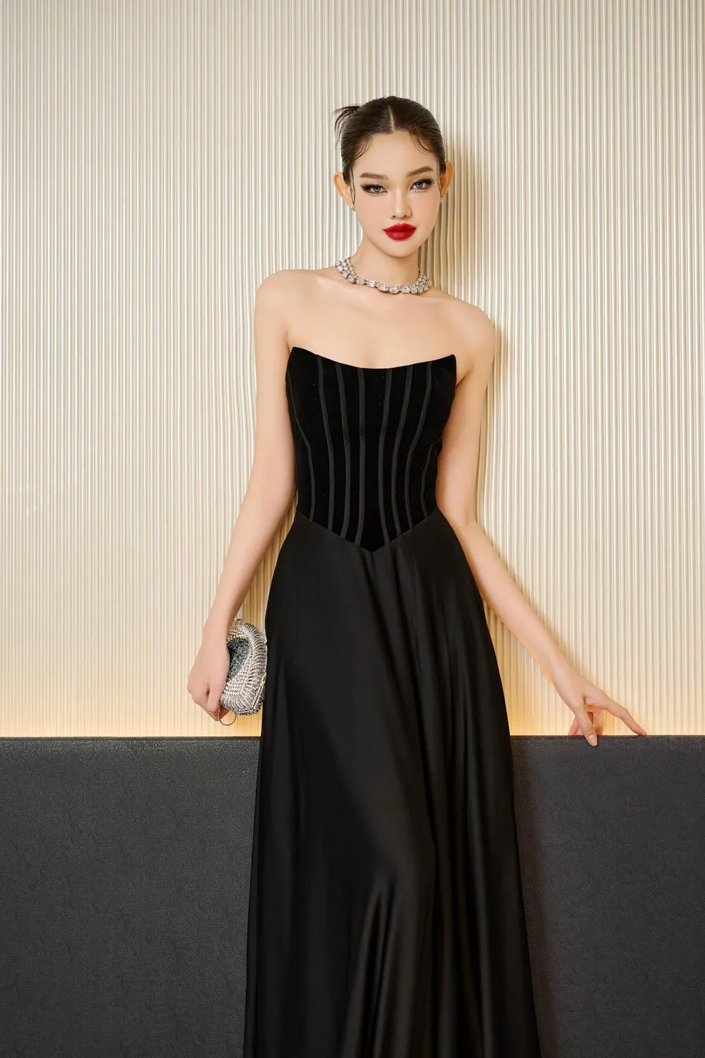 Pearl Party A-line Scoop Neck Silk Floor Length Dress