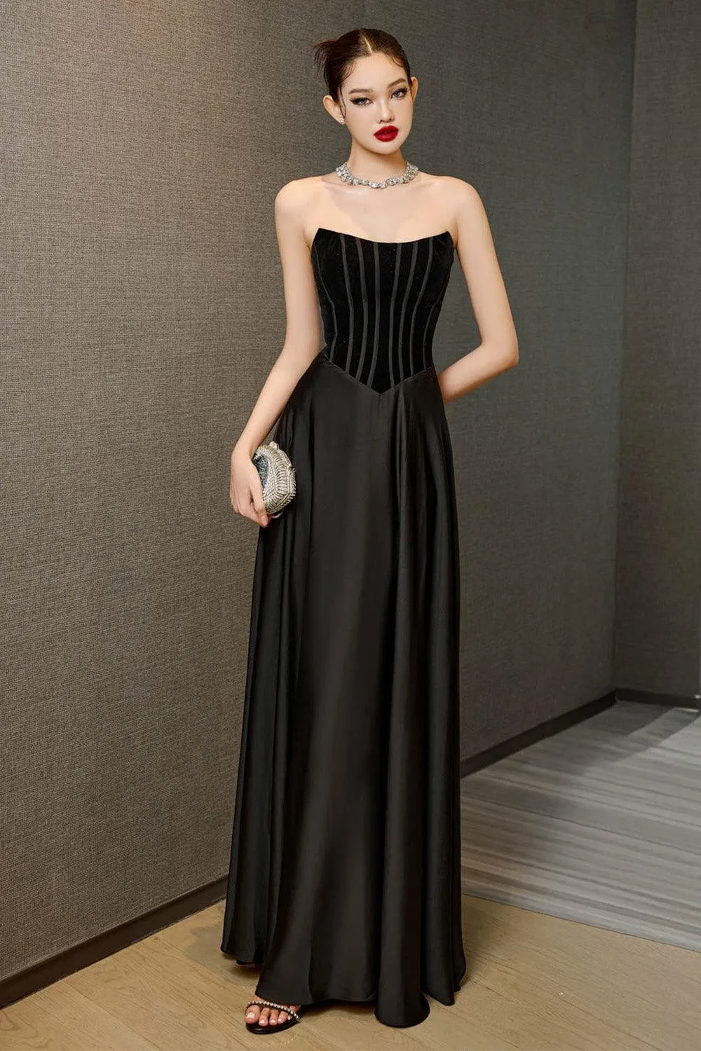 Pearl Party A-line Scoop Neck Silk Floor Length Dress