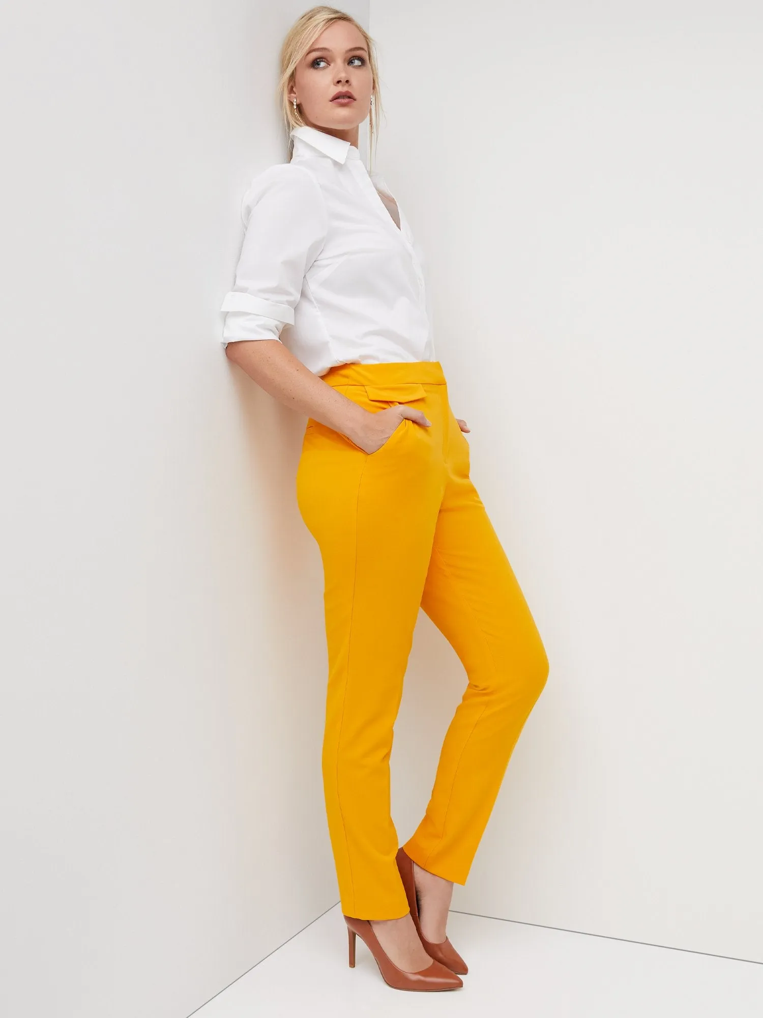 Petite Mid-Rise Slim-Leg Pant - Essential Stretch