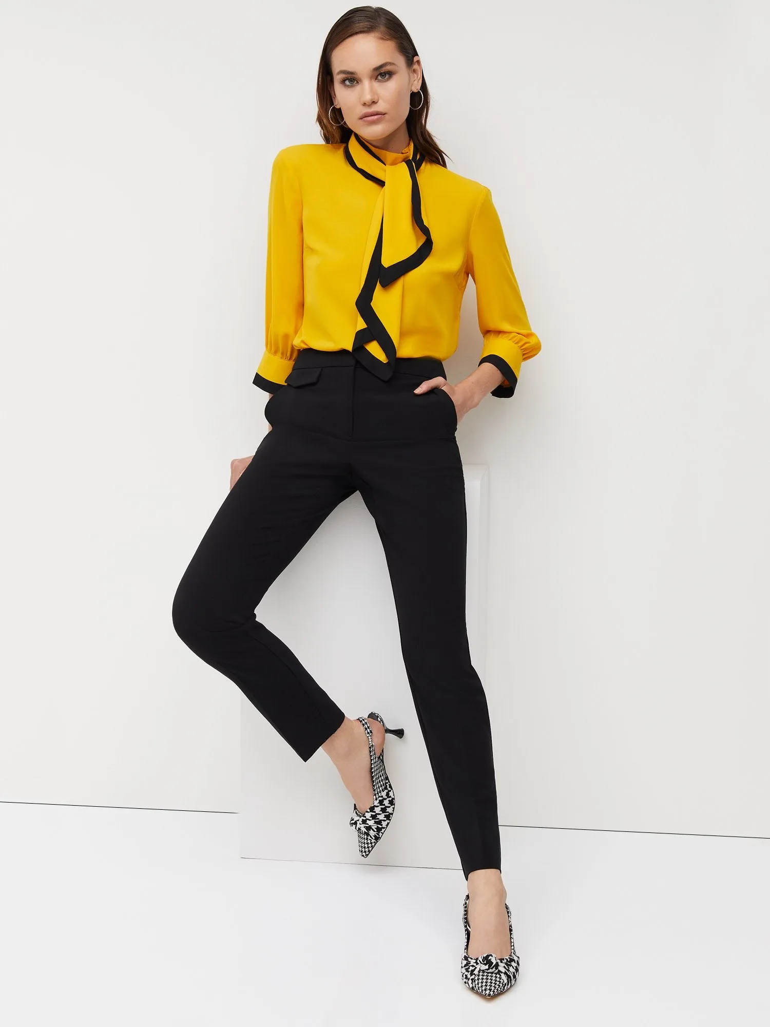 Petite Mid-Rise Slim-Leg Pant - Essential Stretch