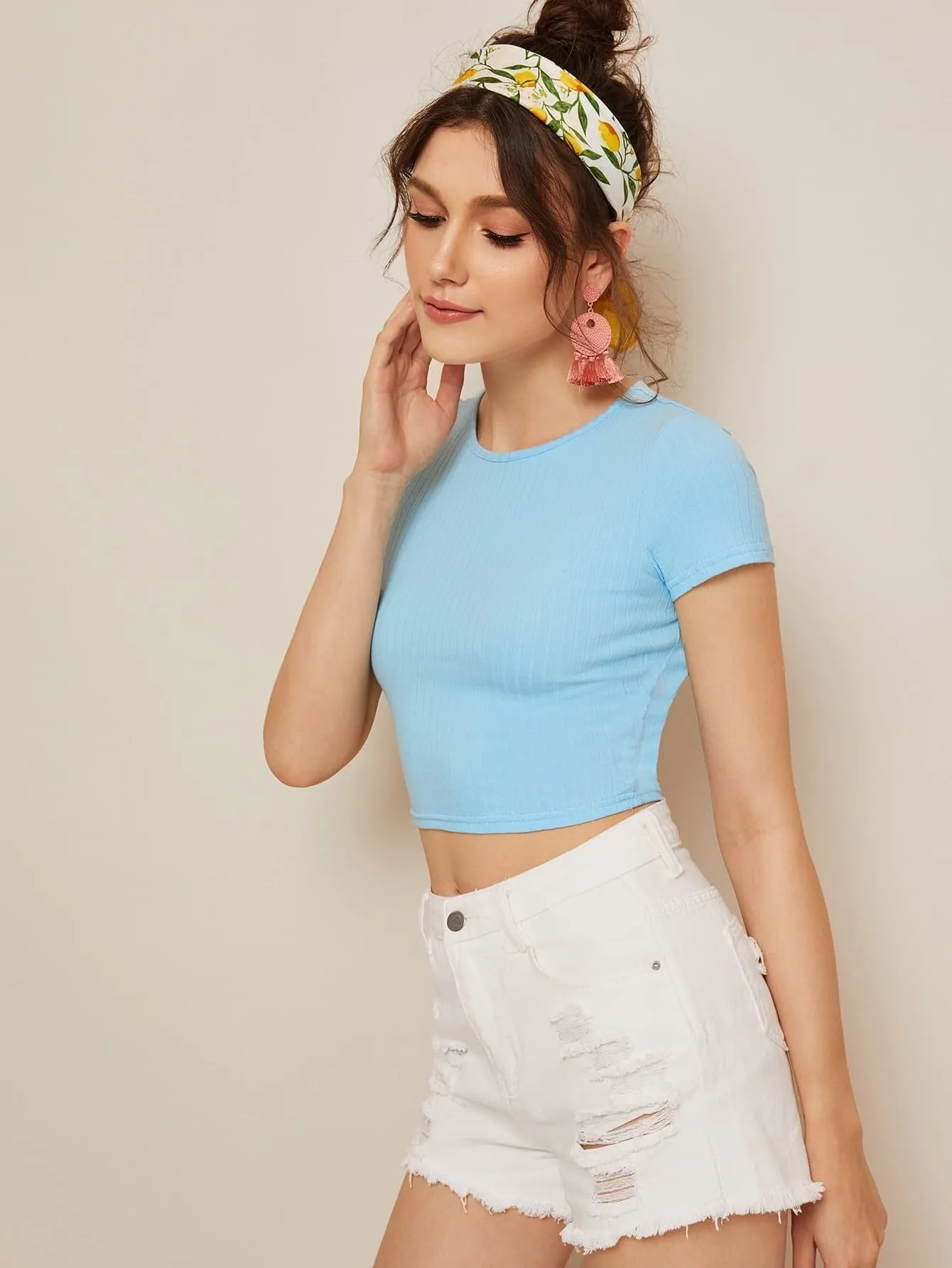 Round Neck Cap Sleeve Form Fitted Glitter Crop Top